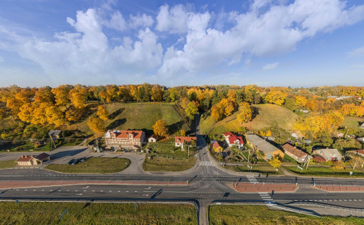 8_Veliuonos piliakalni+ kompleksas (1).jpg